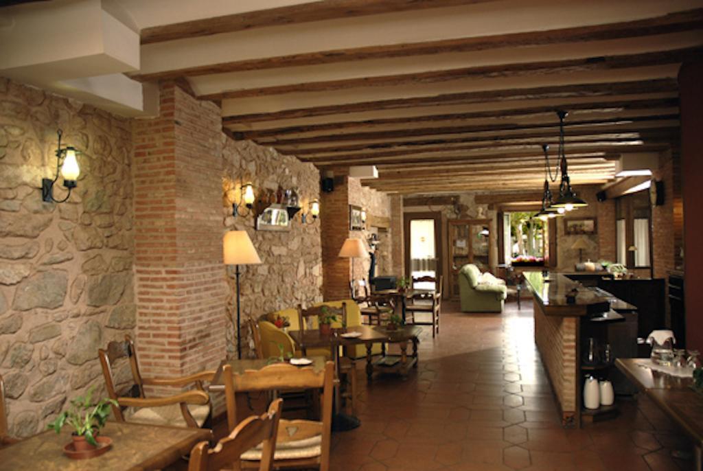 Parador De Santa Rita 莫利纳德亚拉贡 外观 照片