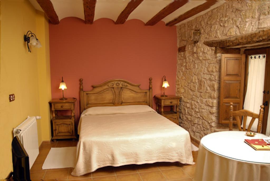 Parador De Santa Rita 莫利纳德亚拉贡 外观 照片